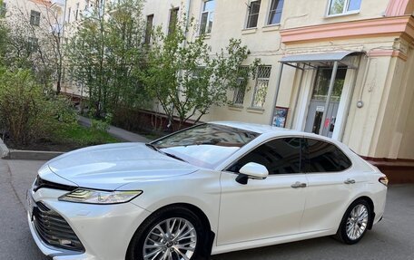 Toyota Camry, 2021 год, 4 850 000 рублей, 3 фотография