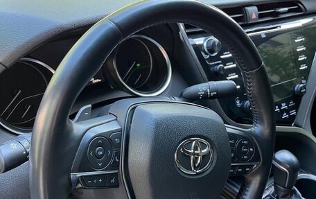 Toyota Camry, 2021 год, 4 850 000 рублей, 10 фотография