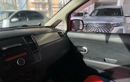Nissan Tiida, 2010 год, 655 000 рублей, 10 фотография