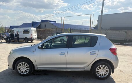 Renault Sandero II рестайлинг, 2014 год, 700 000 рублей, 6 фотография