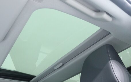 Toyota Prius IV XW50, 2024 год, 3 363 000 рублей, 12 фотография