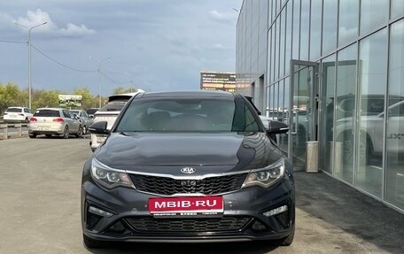 KIA Optima IV, 2019 год, 1 990 000 рублей, 2 фотография