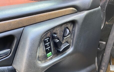 Mercedes-Benz E-Класс, 1998 год, 300 000 рублей, 12 фотография