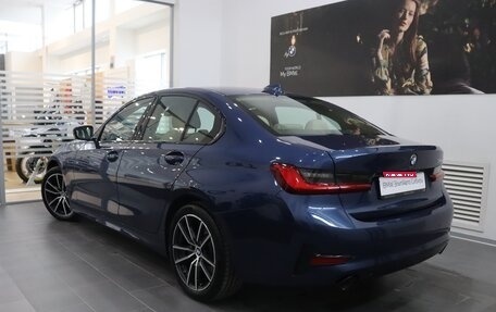 BMW 3 серия, 2021 год, 4 245 000 рублей, 9 фотография