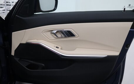 BMW 3 серия, 2021 год, 4 245 000 рублей, 26 фотография