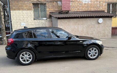 BMW 1 серия, 2008 год, 550 000 рублей, 3 фотография