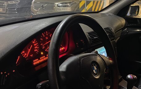 BMW 5 серия, 1996 год, 430 000 рублей, 11 фотография