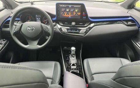 Toyota C-HR I рестайлинг, 2020 год, 1 615 000 рублей, 12 фотография