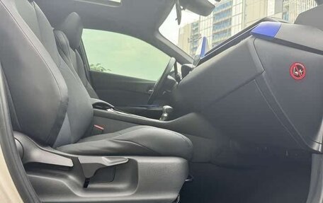 Toyota C-HR I рестайлинг, 2020 год, 1 615 000 рублей, 18 фотография