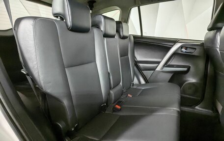 Toyota RAV4, 2018 год, 2 755 000 рублей, 12 фотография