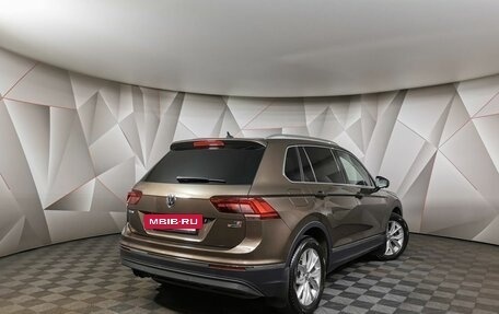Volkswagen Tiguan II, 2017 год, 1 845 000 рублей, 2 фотография