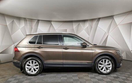 Volkswagen Tiguan II, 2017 год, 1 845 000 рублей, 6 фотография