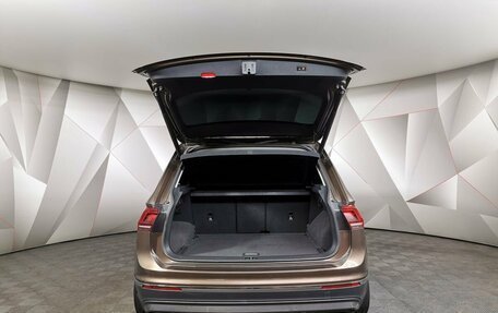 Volkswagen Tiguan II, 2017 год, 1 845 000 рублей, 19 фотография