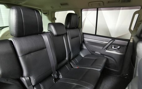 Mitsubishi Pajero IV, 2013 год, 1 899 000 рублей, 13 фотография