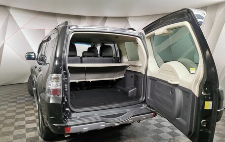 Mitsubishi Pajero IV, 2013 год, 1 899 000 рублей, 17 фотография