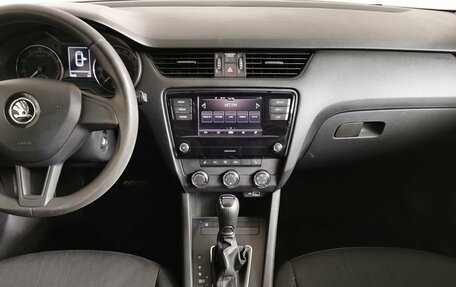 Skoda Octavia, 2019 год, 1 725 000 рублей, 12 фотография