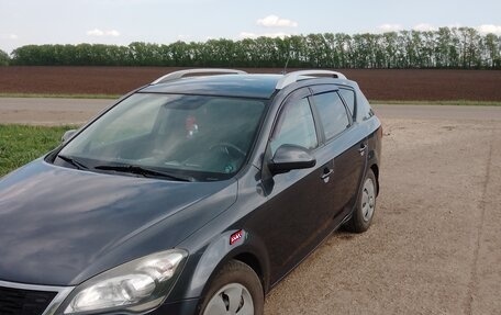 KIA cee'd I рестайлинг, 2010 год, 750 000 рублей, 9 фотография