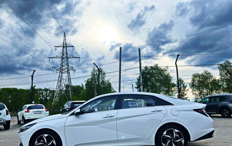 Hyundai Elantra, 2023 год, 2 390 000 рублей, 7 фотография