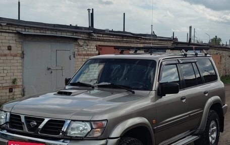 Nissan Patrol, 2002 год, 1 250 000 рублей, 19 фотография