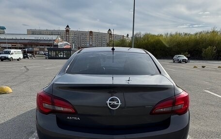 Opel Astra J, 2014 год, 990 000 рублей, 7 фотография