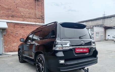 Toyota Land Cruiser 200, 2020 год, 9 900 000 рублей, 9 фотография