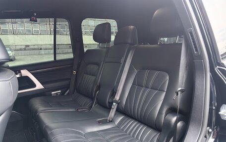 Toyota Land Cruiser 200, 2020 год, 9 900 000 рублей, 14 фотография
