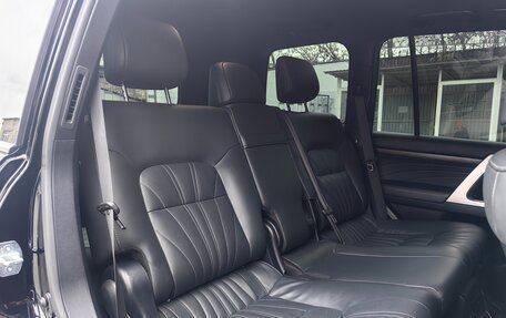 Toyota Land Cruiser 200, 2020 год, 9 900 000 рублей, 16 фотография