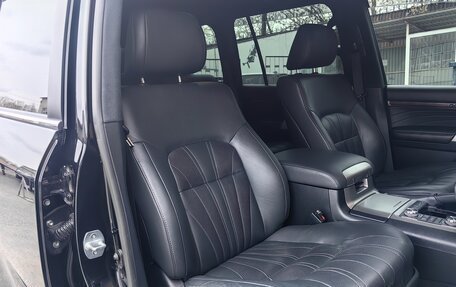 Toyota Land Cruiser 200, 2020 год, 9 900 000 рублей, 20 фотография