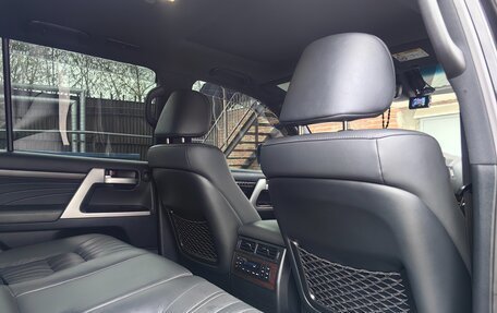 Toyota Land Cruiser 200, 2020 год, 9 900 000 рублей, 17 фотография