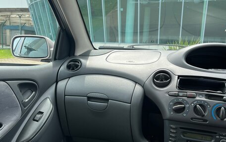 Toyota Vitz, 2000 год, 333 000 рублей, 9 фотография