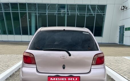 Toyota Vitz, 2000 год, 333 000 рублей, 6 фотография