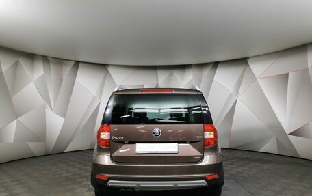Skoda Yeti I рестайлинг, 2017 год, 1 495 000 рублей, 8 фотография