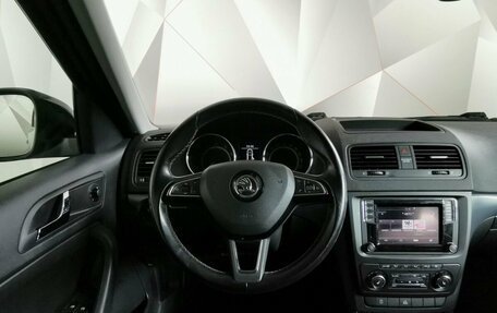 Skoda Yeti I рестайлинг, 2017 год, 1 495 000 рублей, 15 фотография