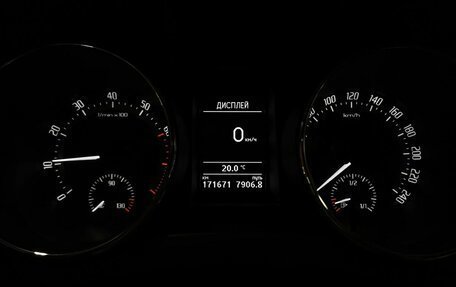 Skoda Yeti I рестайлинг, 2017 год, 1 495 000 рублей, 19 фотография