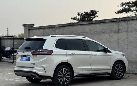 Ford Edge II рестайлинг, 2021 год, 2 350 000 рублей, 5 фотография