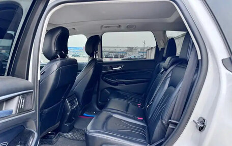 Ford Edge II рестайлинг, 2021 год, 2 350 000 рублей, 8 фотография