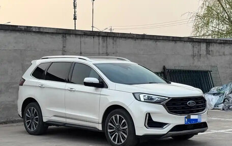 Ford Edge II рестайлинг, 2021 год, 2 350 000 рублей, 3 фотография
