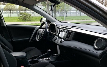 Toyota RAV4, 2014 год, 2 090 000 рублей, 20 фотография