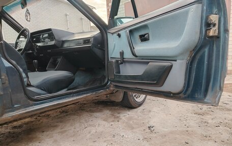 Volkswagen Passat B2, 1987 год, 200 000 рублей, 13 фотография