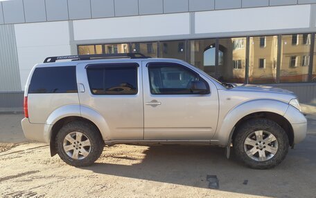 Nissan Pathfinder, 2006 год, 1 080 000 рублей, 2 фотография
