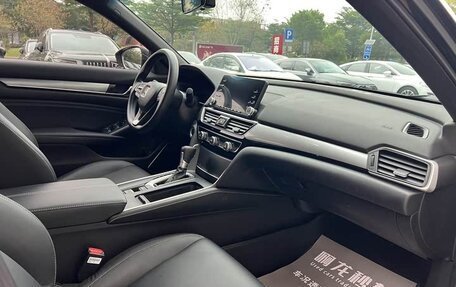 Honda Inspire, 2022 год, 2 130 000 рублей, 14 фотография