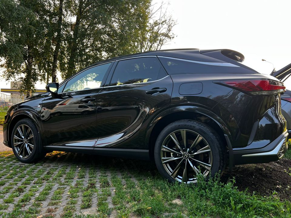 Lexus RX IV рестайлинг, 2024 год, 9 800 000 рублей, 4 фотография
