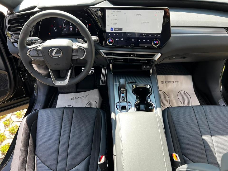 Lexus RX IV рестайлинг, 2024 год, 10 200 000 рублей, 19 фотография