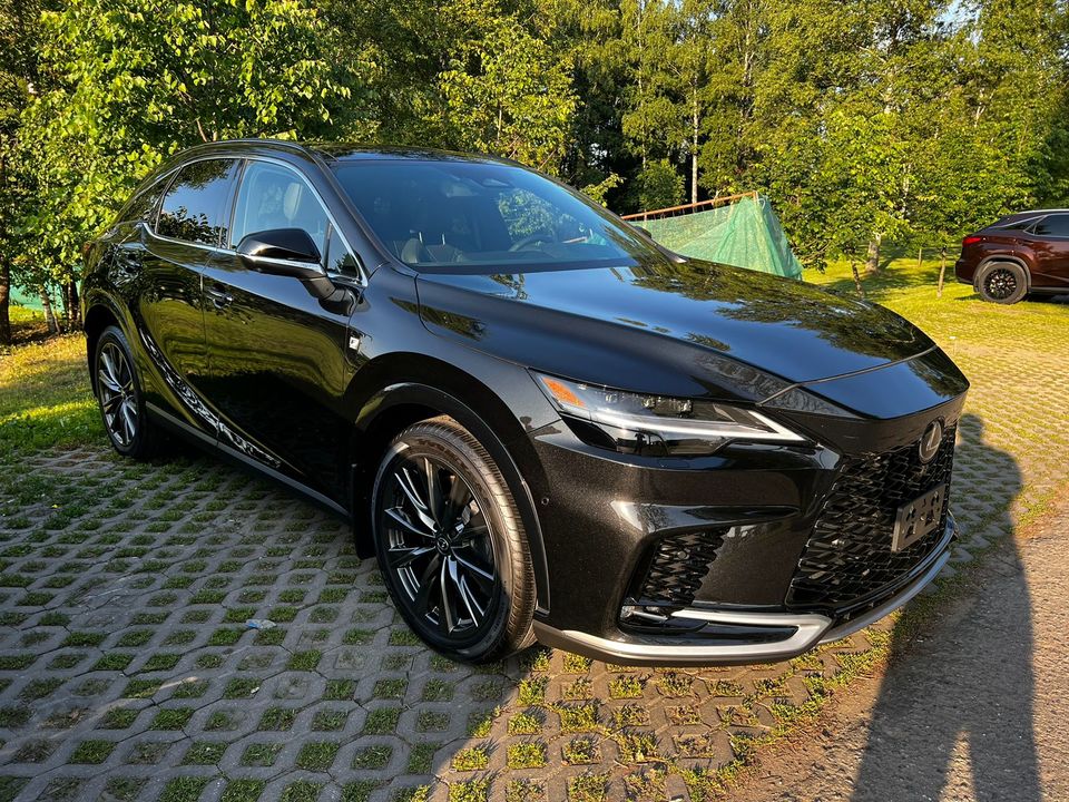 Lexus RX IV рестайлинг, 2024 год, 10 200 000 рублей, 1 фотография