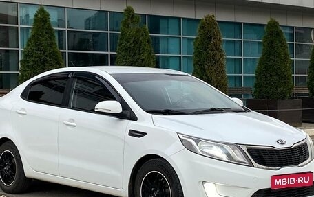 KIA Rio III рестайлинг, 2015 год, 1 059 990 рублей, 1 фотография