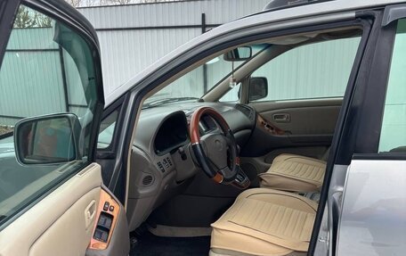 Lexus RX IV рестайлинг, 2000 год, 720 000 рублей, 13 фотография