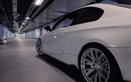 BMW 3 серия, 2008 год, 2 100 000 рублей, 2 фотография
