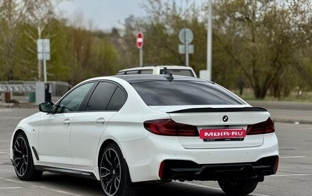 BMW 5 серия, 2018 год, 3 837 000 рублей, 9 фотография