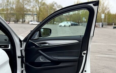 BMW 5 серия, 2018 год, 3 837 000 рублей, 32 фотография