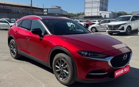 Mazda CX-4, 2023 год, 2 764 000 рублей, 3 фотография